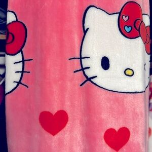 Oversized Hello Kitty hearts throw